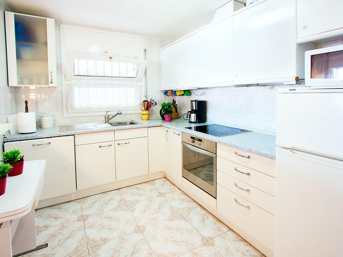 Holiday Home Requesens canal Ampuriabrava Exterior foto